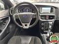 VOLVO V40 D2 1.6 R-design Momentum