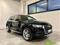 AUDI Q5 2.0 TDI quattro S tronic S line plus