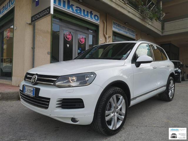 VOLKSWAGEN Touareg 3.0 V6 TDI 245CV DPF tip BMT Ex.