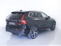 VOLVO XC60 B4 (d) AWD Geartronic Momentum Int. Pelle