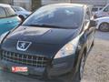 PEUGEOT 3008 1.6 HDi 110CV cambio robotizzato Tecno