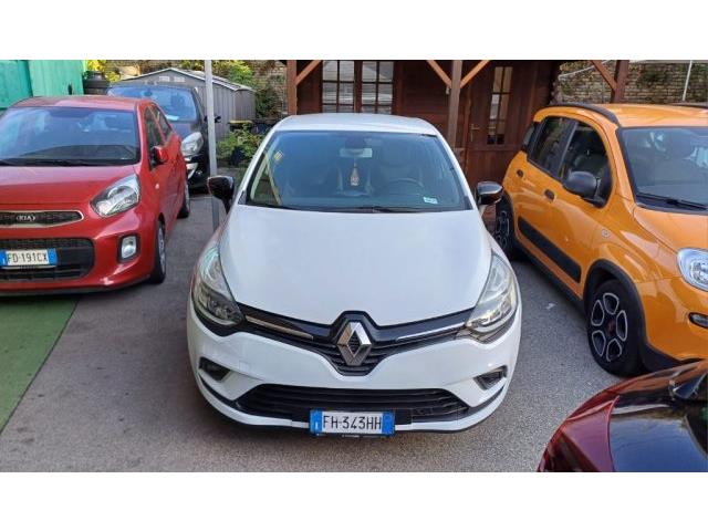 RENAULT CLIO dCi 8V 90CV Start&Stop 5 porte Energy Intens