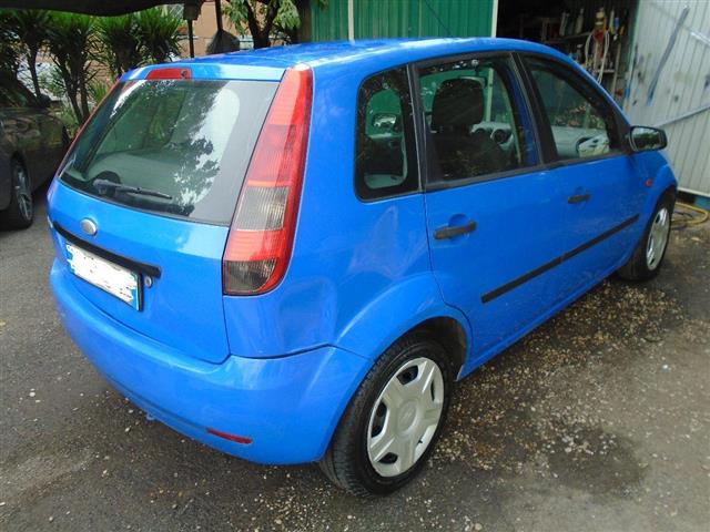 FORD Fiesta 1.4 16V 5p. Ghia