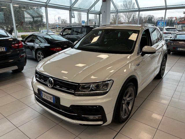 VOLKSWAGEN TIGUAN 2.0 TDI SCR DSG Sport BMT R-Line