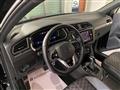 VOLKSWAGEN TIGUAN 2.0 TDI 150 CV SCR DSG R-Line LUCI AMBIENTE