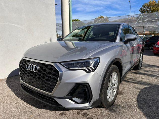 AUDI Q3 SPORTBACK Sportback 35 TDI quattro S tronic Business Plus