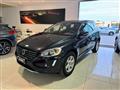 VOLVO XC60 D4 AWD Geartronic R-design Momentum