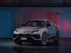 LAMBORGHINI URUS 4.0 S