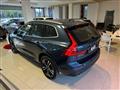 VOLVO XC60 B4 AWD Geartronic Momentum