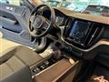 VOLVO XC60 B4 AWD Geartronic Momentum