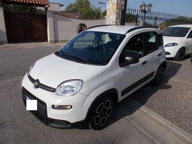 FIAT PANDA Fiat Panda 1.0 FireFly S&S Hybrid City Cross