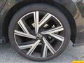 VOLKSWAGEN GOLF 1.5 TSI 150 CV EVO ACT R-Line