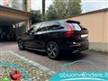 VOLVO XC60 B4 (d) AWD Geartronic R-design