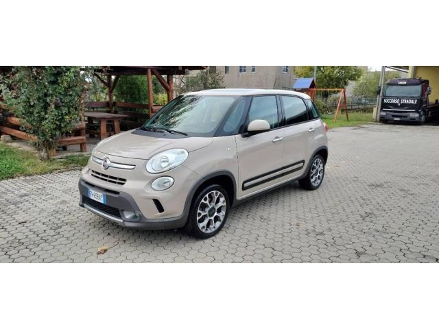 FIAT 500 L 1.3 mjt Trekking 95cv