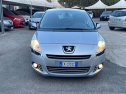 PEUGEOT 5008 1.6 HDi 112CV Business