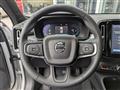 VOLVO XC40 B3 automatico Plus Dark