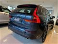 VOLVO XC60 B4 AWD Geartronic Momentum