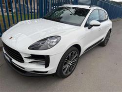 PORSCHE MACAN 2.0