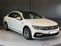 VOLKSWAGEN PASSAT 2.0 TDI SCR R Line