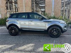 LAND ROVER RANGE ROVER EVOQUE 2.2 TD4 5p. Pure