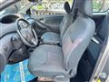 TOYOTA YARIS 1.0i 16V cat 3 porte Sol