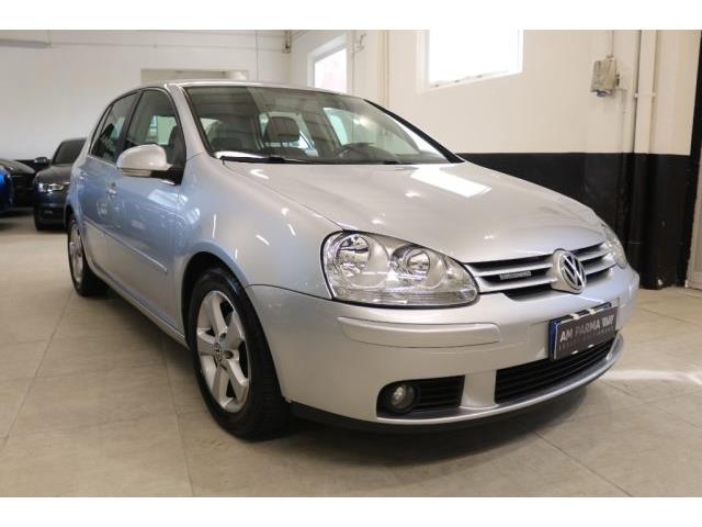 VOLKSWAGEN GOLF 1.9 TDI DPF Comfort. BlueMot. "" NAVI ""