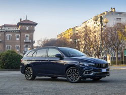 FIAT TIPO STATION WAGON Hatchback My22 1.5 Hybrid130cv Dct Hb Cross