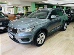 VOLVO XC40 D3 Geartronic Momentum