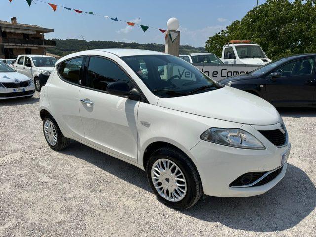 LANCIA YPSILON 0.9 TwinAir 85 CV 5 porte Metano Ecochic Gold