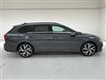 VOLKSWAGEN GOLF 1.5 eTSI 150CV R-LINE DSG, NUOVA DA IMMATRICOLARE