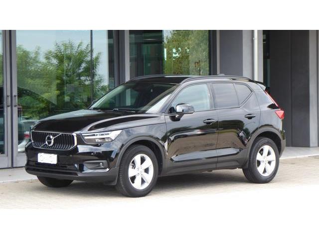 VOLVO XC40 D3 Business