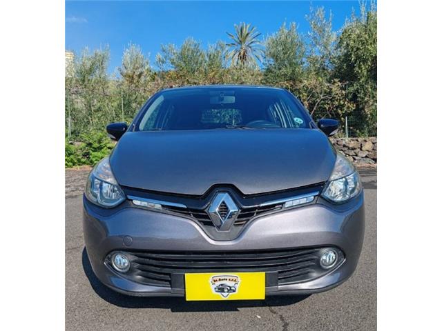 RENAULT Clio 1.2 Live 75cv