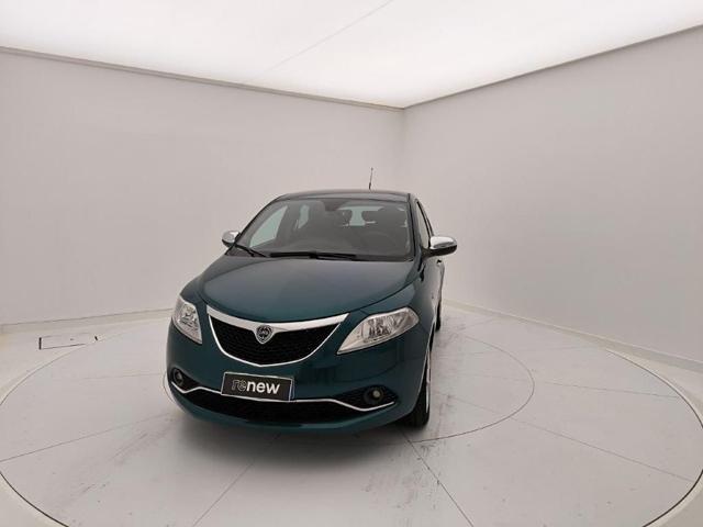 LANCIA YPSILON 1.2 69 CV 5 porte Platinum