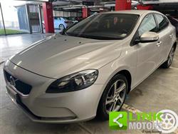 VOLVO V40 D2 Momentum