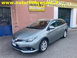 TOYOTA AURIS 1.8 Hybrid Business