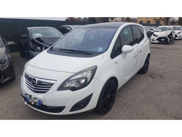 OPEL MERIVA 1.7 CDTI 110CV b-color Panoramic