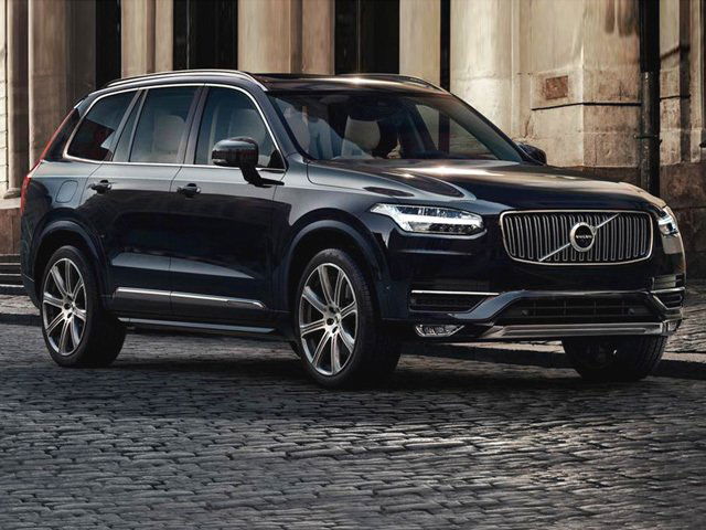 VOLVO XC90 D5 AWD Geartronic 7 posti Momentum