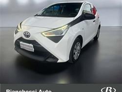 TOYOTA AYGO Connect 1.0 VVT-i 72CV 5 porte x-business light