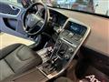 VOLVO XC60 D4 AWD Geartronic R-design Momentum