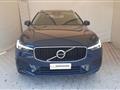 VOLVO XC60 B4 (d) AWD automatico Momentum Pro