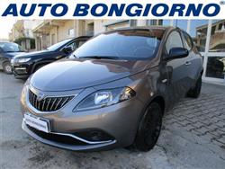 LANCIA YPSILON 1.0 FireFly 5 porte  Hybrid Silver